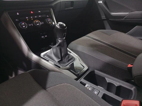 Volkswagen T-Roc Advance R-Line 2.0 TDI 85 kW (115 CV)