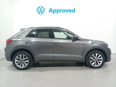 Volkswagen T-Roc Advance R-Line 2.0 TDI 85 kW (115 CV) Volkswagen T-Roc Advance R-Line 2.0 TDI 85 kW (115 CV)