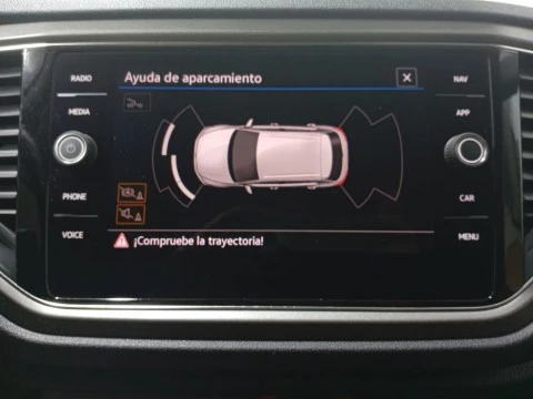 Volkswagen T-Roc Advance R-Line 2.0 TDI 85 kW (115 CV) Volkswagen T-Roc Advance R-Line 2.0 TDI 85 kW (115 CV)