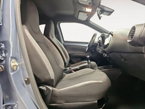 Toyota Aygo X Cross 1.0 VVT-I 72CV Play