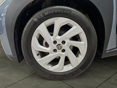 Toyota Aygo X Cross 1.0 VVT-I 72CV Play