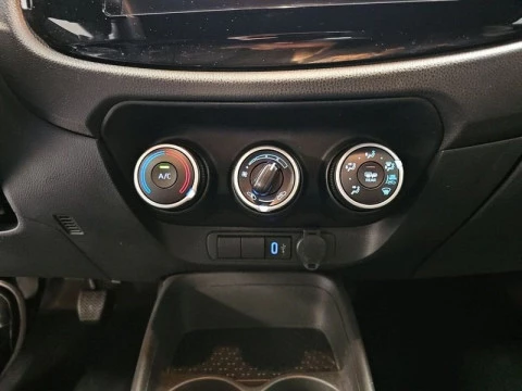 Toyota Aygo X Cross 1.0 VVT-I 72CV Play