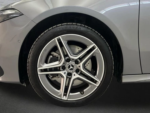 Mercedes-Benz Clase A 250 e Berlina con tecnología híbrida EQ