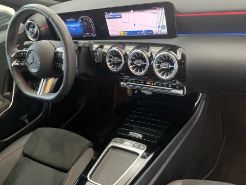 Mercedes-Benz Clase A 250 e Berlina con tecnología híbrida EQ