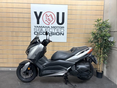 Yamaha XMAX 400
