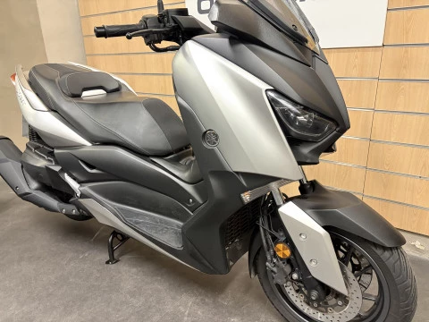 Yamaha XMAX 400