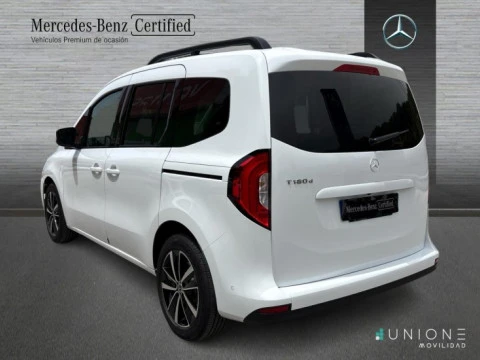 Mercedes-Benz Clase T  180 d