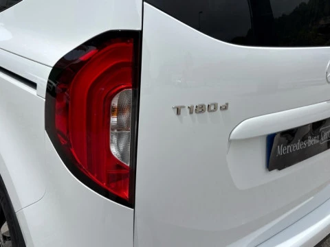 Mercedes-Benz Clase T  180 d