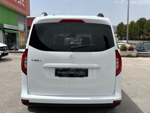 Mercedes-Benz Clase T  180 d