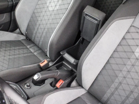 Volkswagen Taigo 1.0 TSI DSG R-LINE 115CV 5P