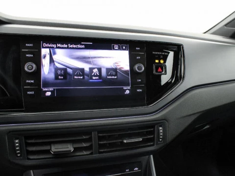 Volkswagen Taigo 1.0 TSI DSG R-LINE 115CV 5P