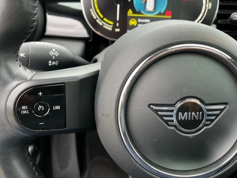 MINI Cooper  SE 135 kW (184 CV)