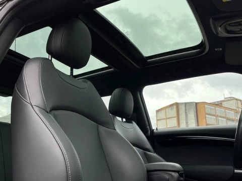 MINI Cooper  SE 135 kW (184 CV)