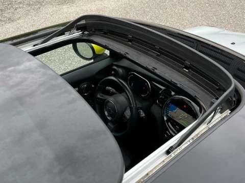 MINI Cooper  SE 135 kW (184 CV)