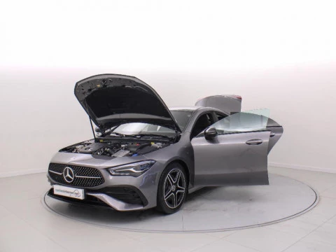 Mercedes-Benz CLA 200 MHEV