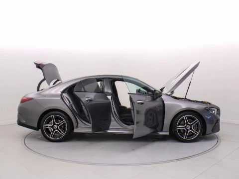 Mercedes-Benz CLA 200 MHEV