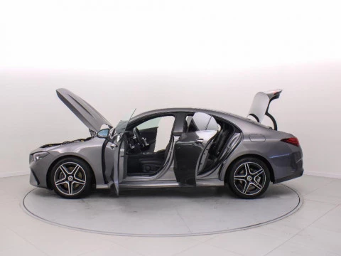 Mercedes-Benz CLA 200 MHEV