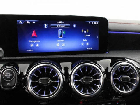 Mercedes-Benz CLA 200 MHEV