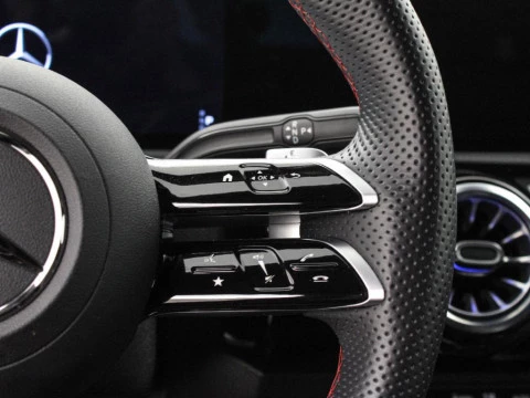 Mercedes-Benz CLA 200 MHEV