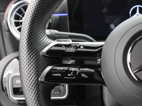 Mercedes-Benz CLA 200 MHEV