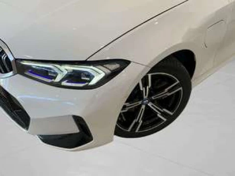 BMW 330 330E BERLINA
