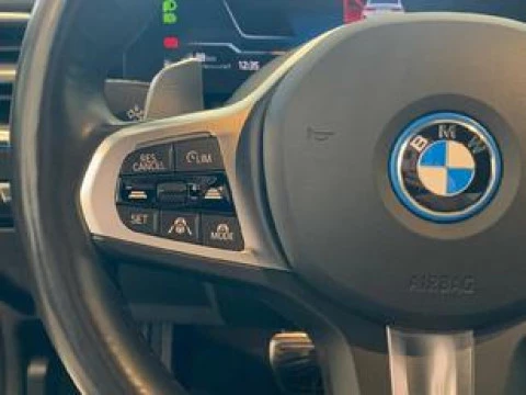 BMW 330 330E BERLINA