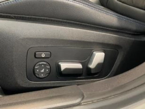 BMW 330 330E BERLINA