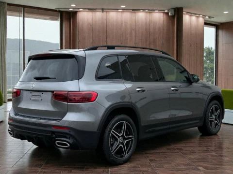 Mercedes-Benz GLB  200 d