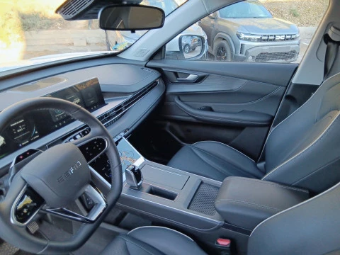 EBRO S400 1.5 DHE HEV Excellence CVT