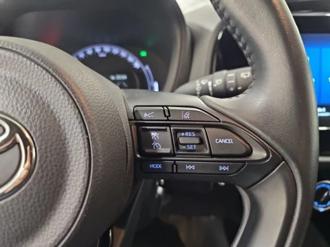 Toyota Aygo X Cross 1.0 VVT-I 72CV Play