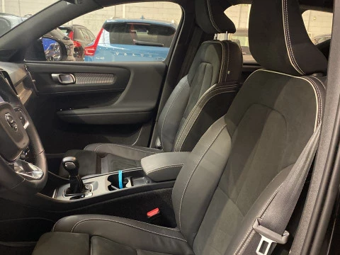 Volvo XC40 1.5 T3 R-DESIGN 5P