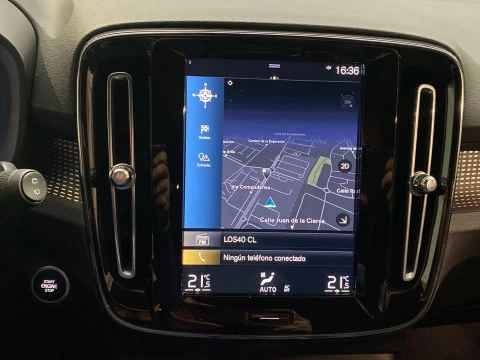 Volvo XC40 1.5 T3 R-DESIGN 5P