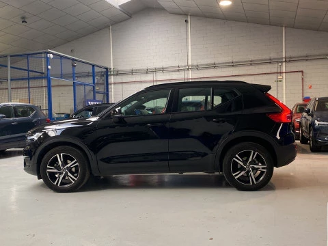 Volvo XC40 1.5 T3 R-DESIGN 5P