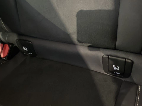 Volvo XC40 1.5 T3 R-DESIGN 5P