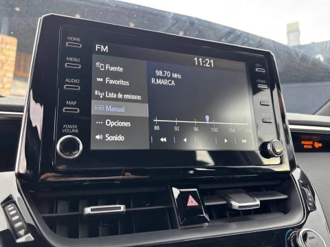 Toyota Corolla 1.8 125H ACTIVE TECH E-CVT