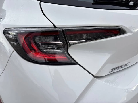 Toyota Corolla 1.8 125H ACTIVE TECH E-CVT