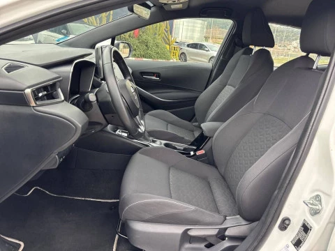 Toyota Corolla 1.8 125H ACTIVE TECH E-CVT