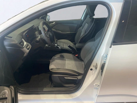 Renault Clio   TCe Techno 67kW