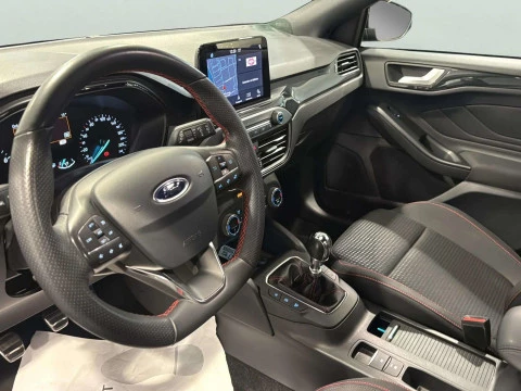 Ford Focus  1.5 Ecoboost ST Line 182