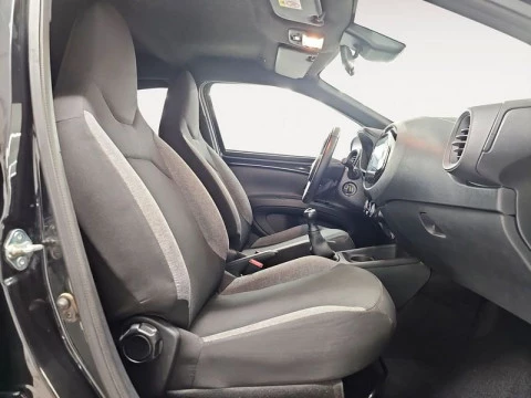 Toyota Aygo X Cross 1.0 VVT-I 72CV Play