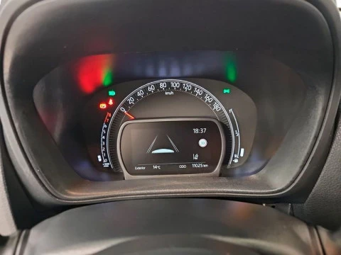 Toyota Aygo X Cross 1.0 VVT-I 72CV Play