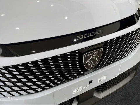 Peugeot 3008 Hybrid 1.2 107KW GT eDCS6