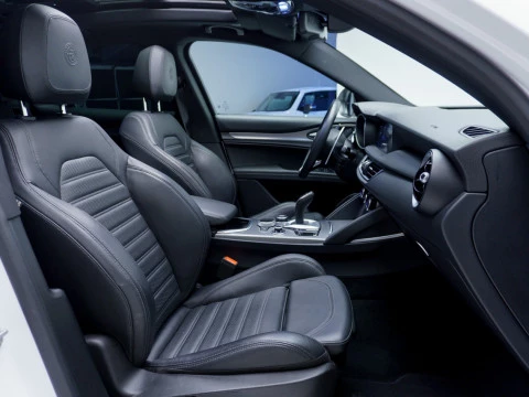 Alfa Romeo Stelvio 2.2 Diésel 154kW (210CV) Veloce Q4