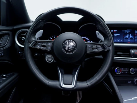 Alfa Romeo Stelvio 2.2 Diésel 154kW (210CV) Veloce Q4