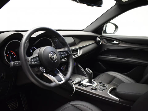 Alfa Romeo Stelvio 2.2 Diésel 154kW (210CV) Veloce Q4
