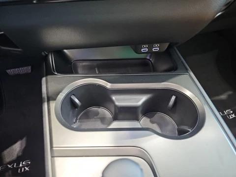 Lexus UX 2.0 300h UX Plus