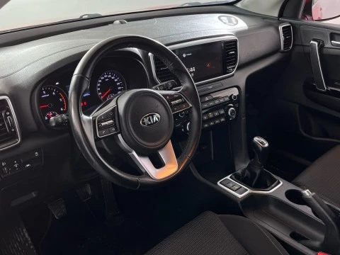 Kia Sportage 1.6 MHEV Concept 100kW (136CV) 4x2