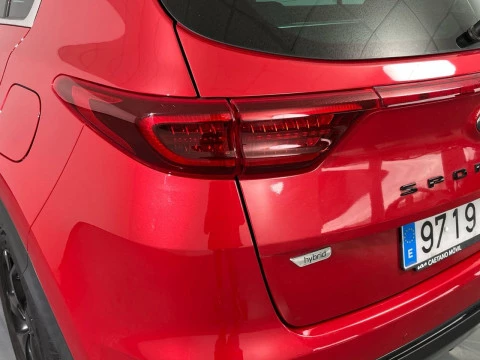 Kia Sportage 1.6 MHEV Concept 100kW (136CV) 4x2