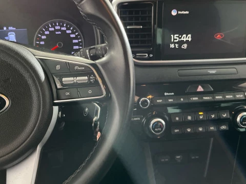 Kia Sportage 1.6 MHEV Concept 100kW (136CV) 4x2