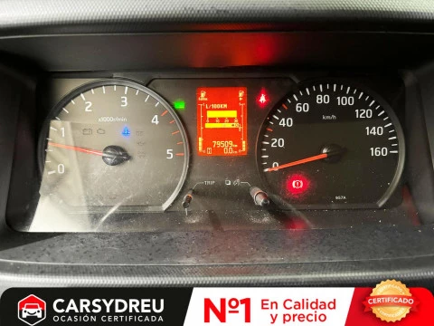 Nissan NT400 28.13/1 Básico R Cabina Abat Corta